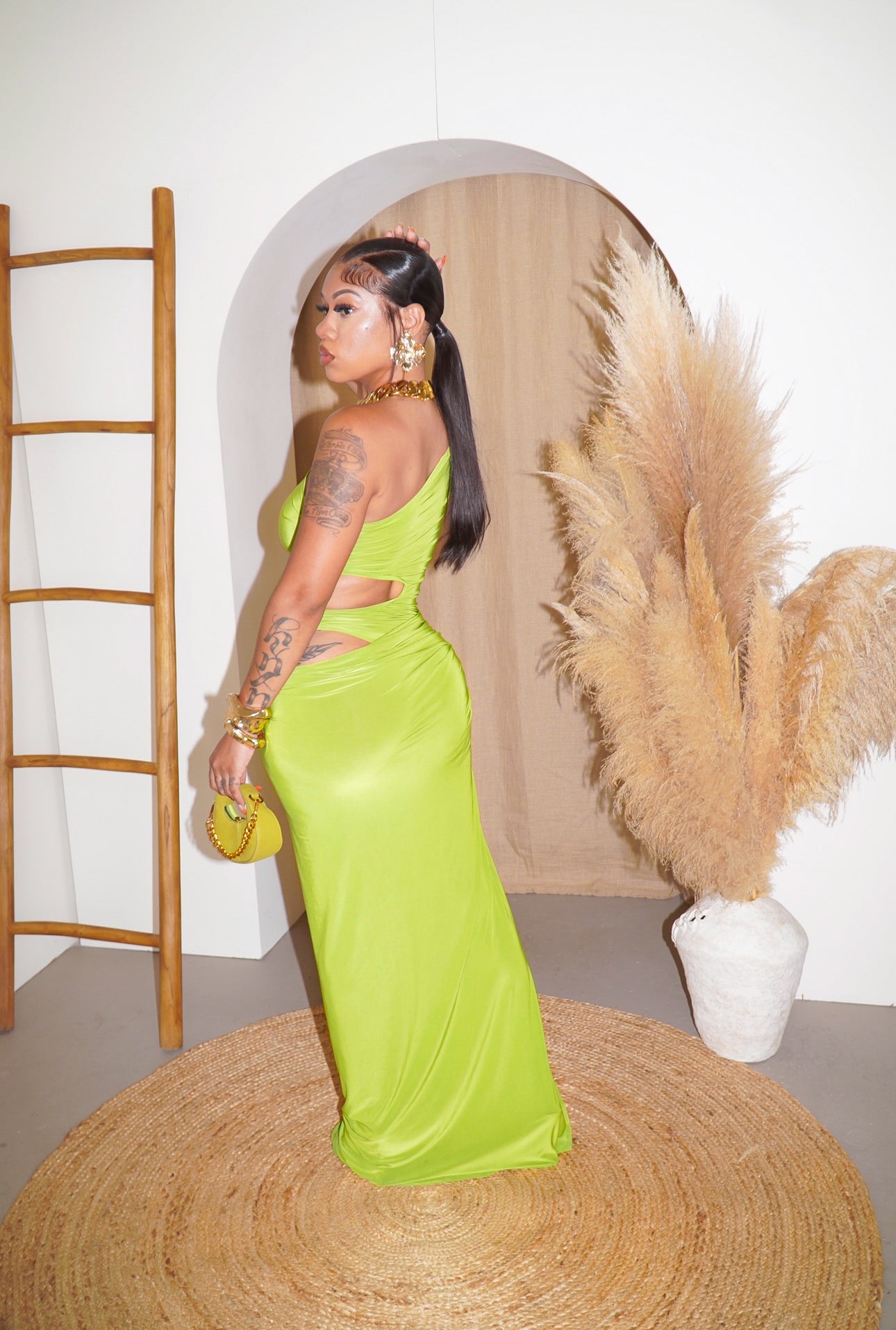 HIGH FASHION DRESS